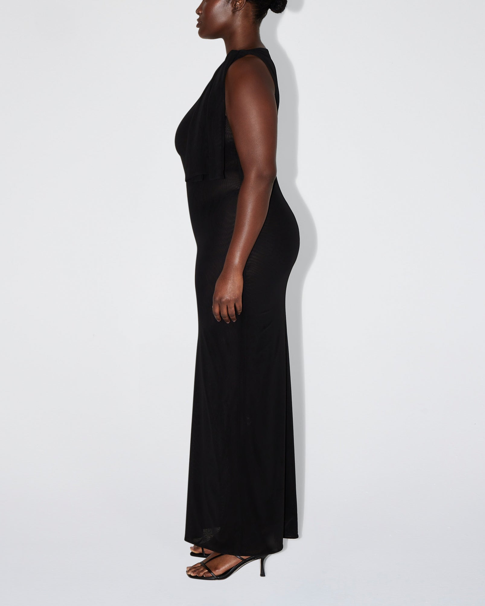 Mesh Stretch Knotted Maxi Dress | Black